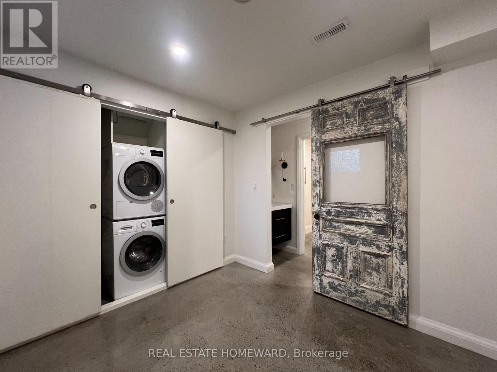 Lower - 110 Caroline Avenue, Toronto, Ontario  M4M 2X7 - Photo 10 - E12522406