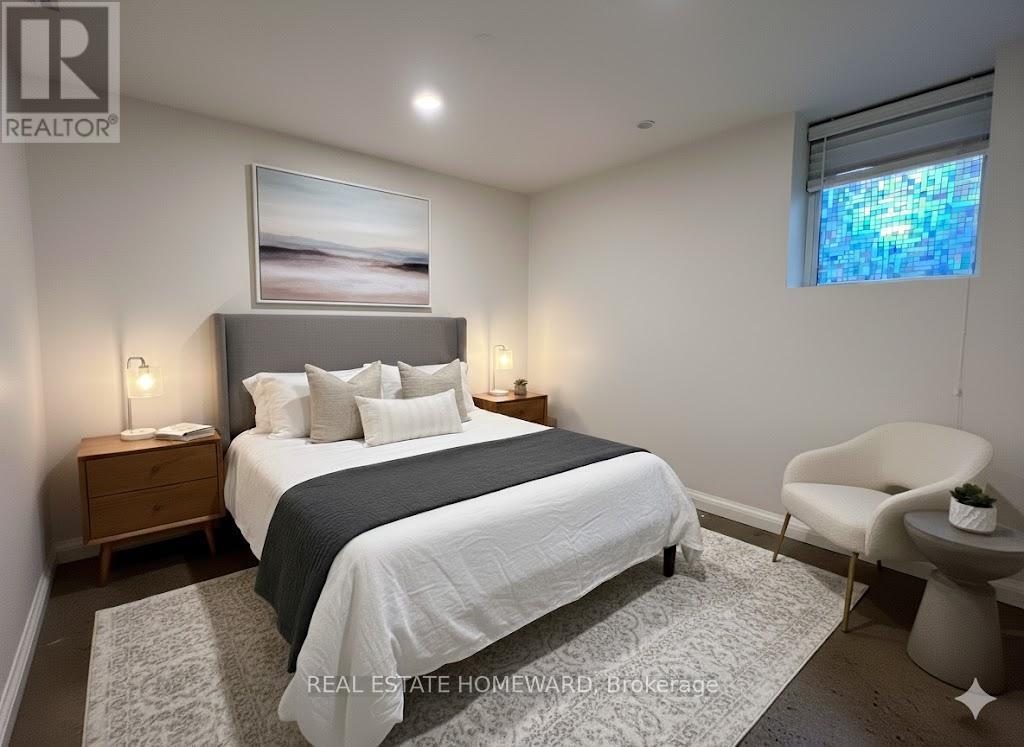 Lower - 110 Caroline Avenue, Toronto, Ontario  M4M 2X7 - Photo 8 - E12522406