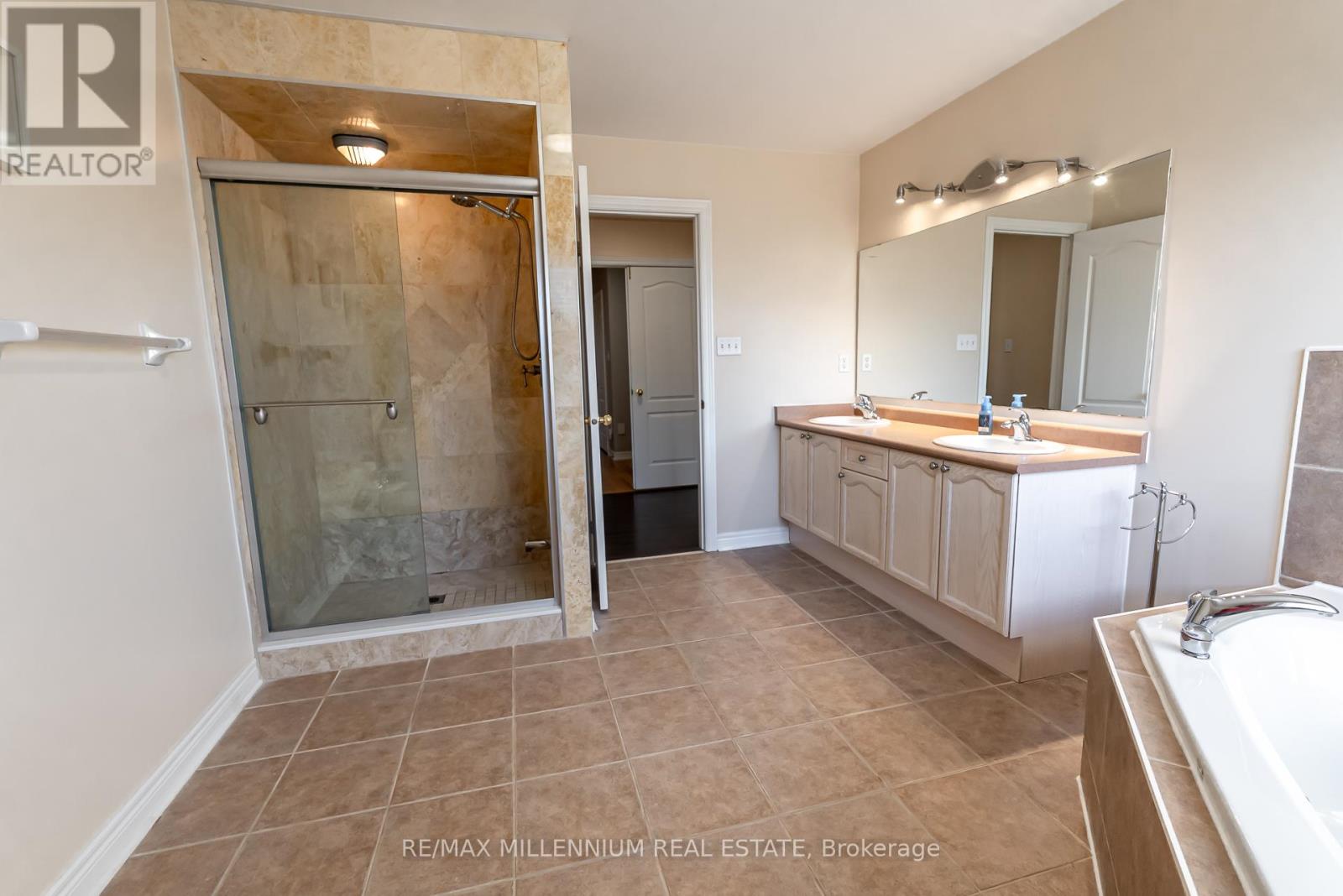 25 Bevan Crescent, Ajax, Ontario L1T 4N3 - Photo 29 - E12522478