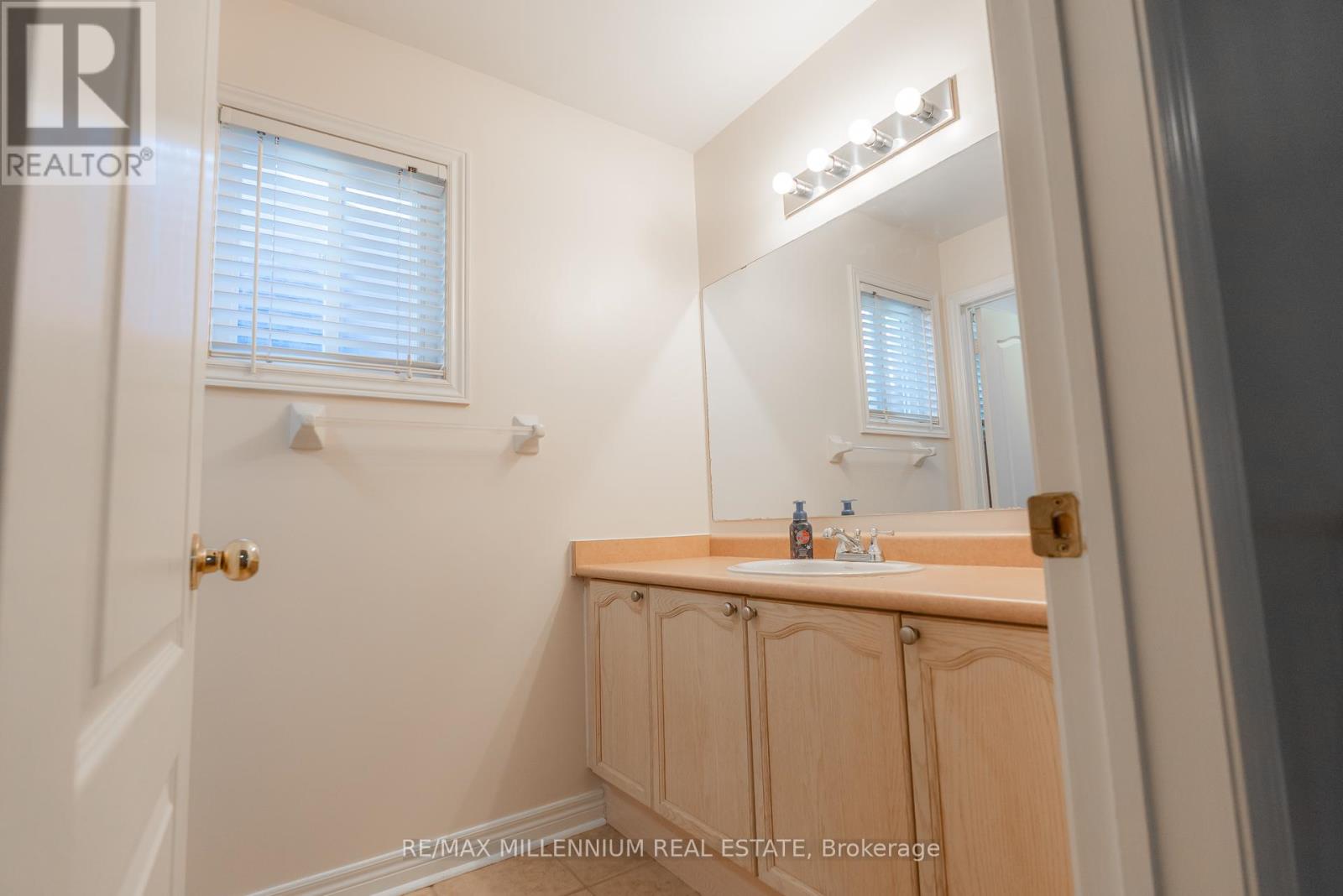 25 Bevan Crescent, Ajax, Ontario L1T 4N3 - Photo 38 - E12522478