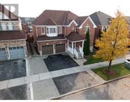 25 BEVAN CRESCENT, Ajax, Ontario