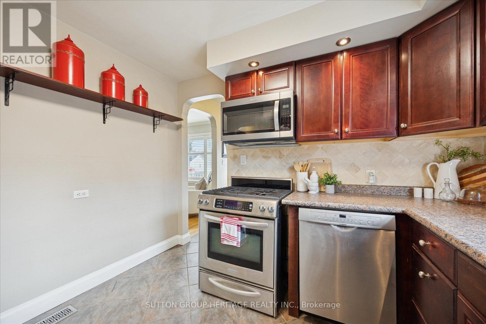 256 College Avenue, Oshawa, Ontario  L1J 1R7 - Photo 14 - E12522494