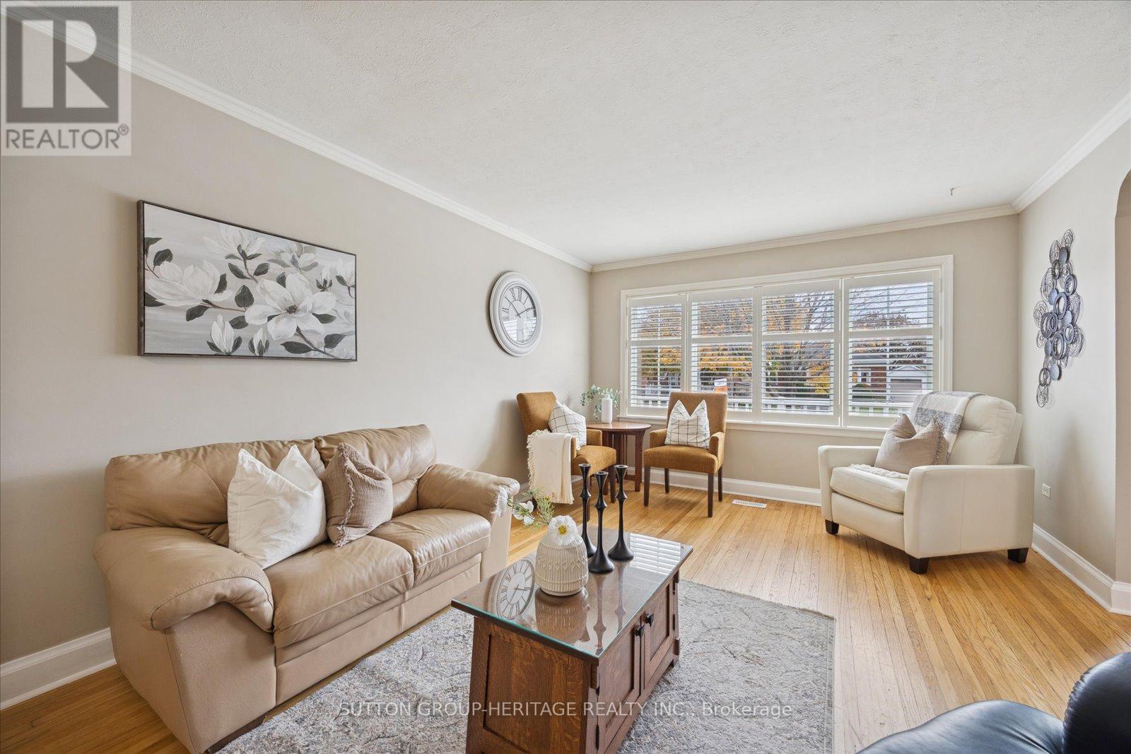 256 College Avenue, Oshawa, Ontario  L1J 1R7 - Photo 5 - E12522494