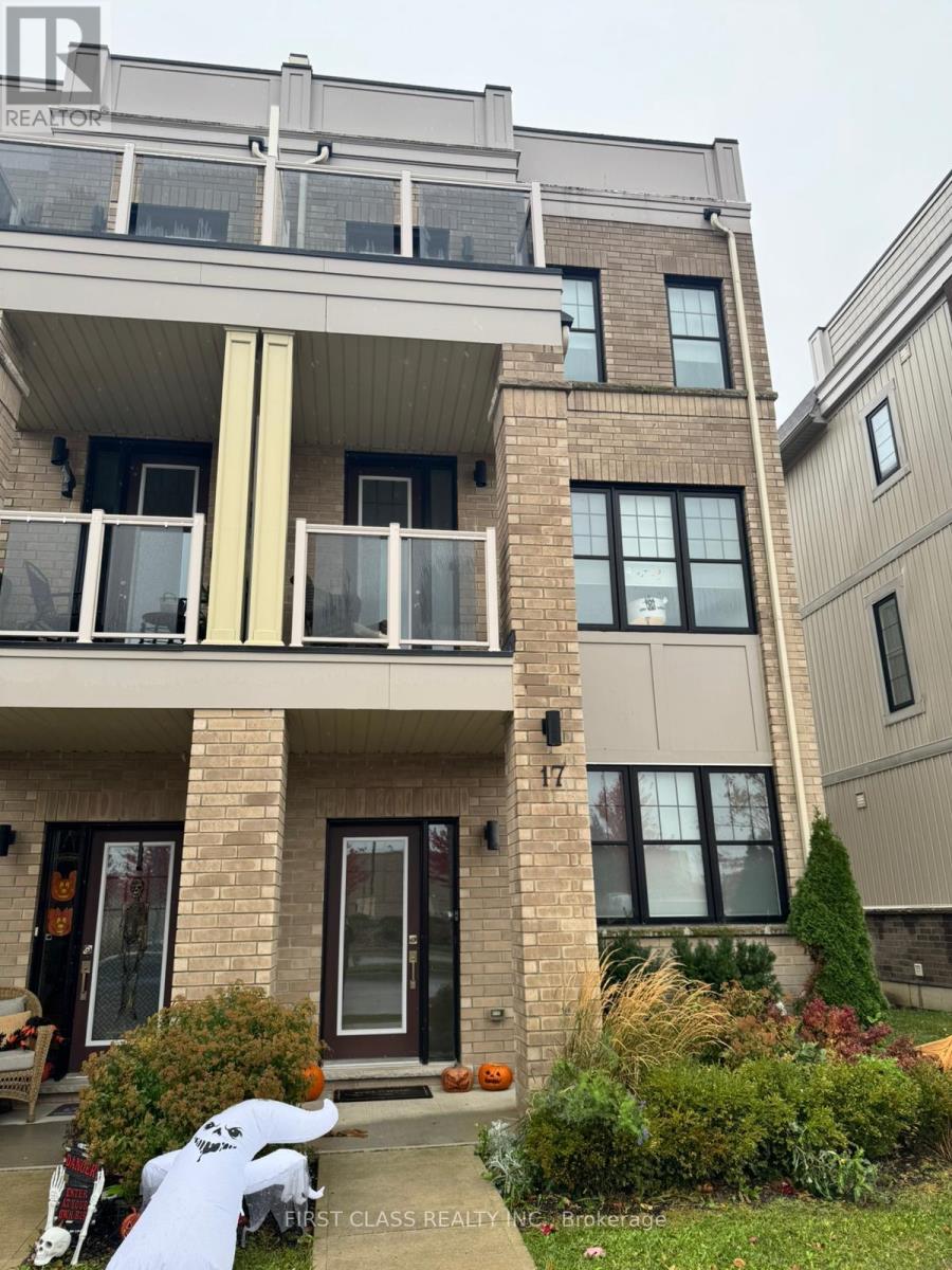 17 PRINCE WILLIAM BOULEVARD, Clarington, Ontario