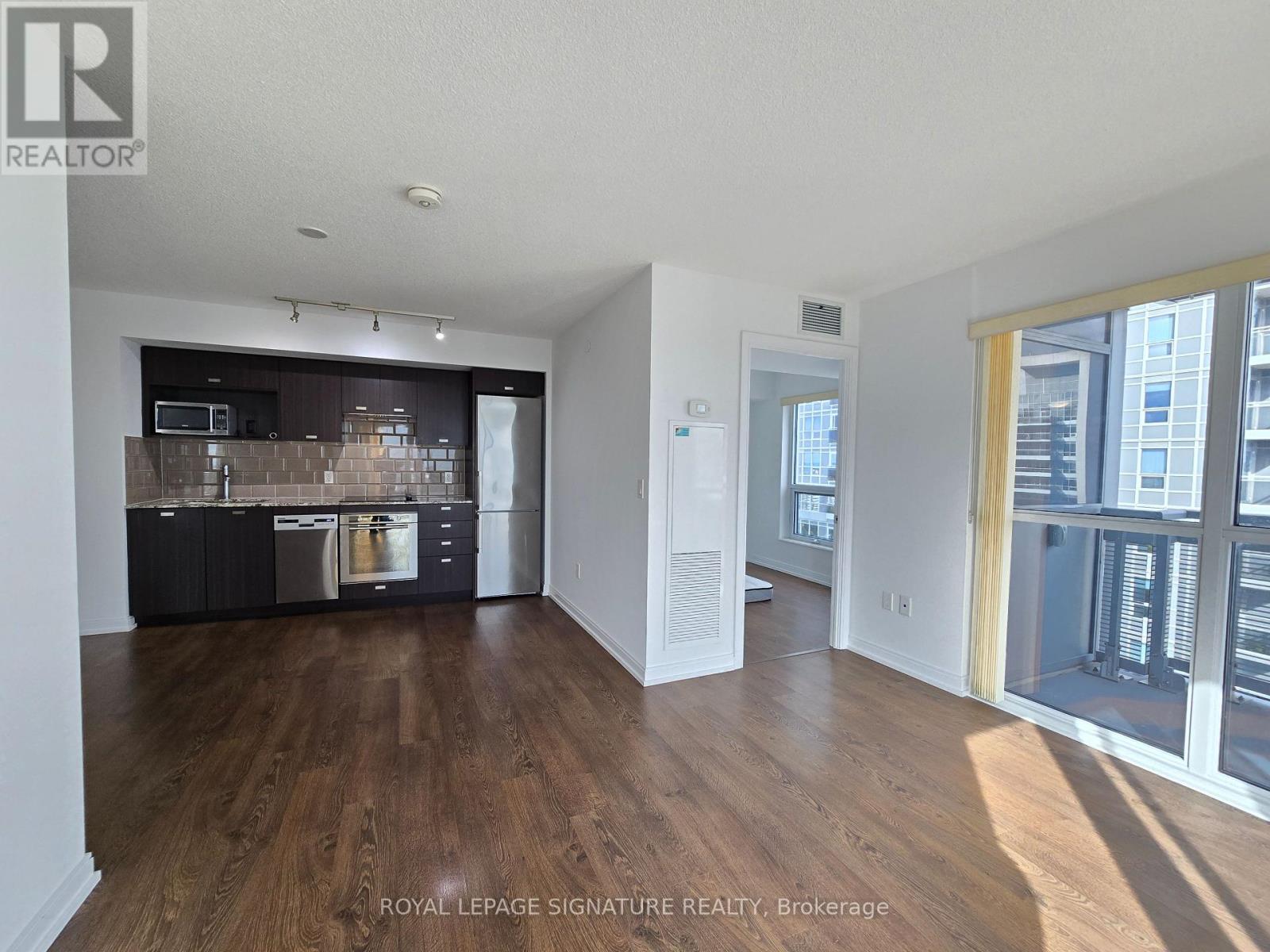 2616 - 275 Village Green Square, Toronto, Ontario  M1S 0L8 - Photo 10 - E12522670