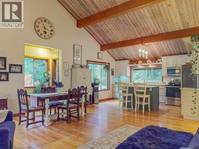 2467 Swede Belle Road, Powell River, British Columbia  V8A 0P1 - Photo 2 - 19461