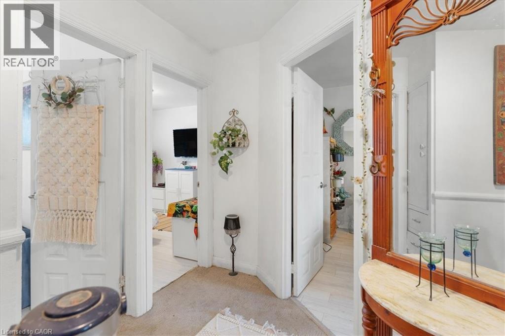 719 Kingston Road, Toronto, Ontario  M4E 1R8 - Photo 12 - 40786659