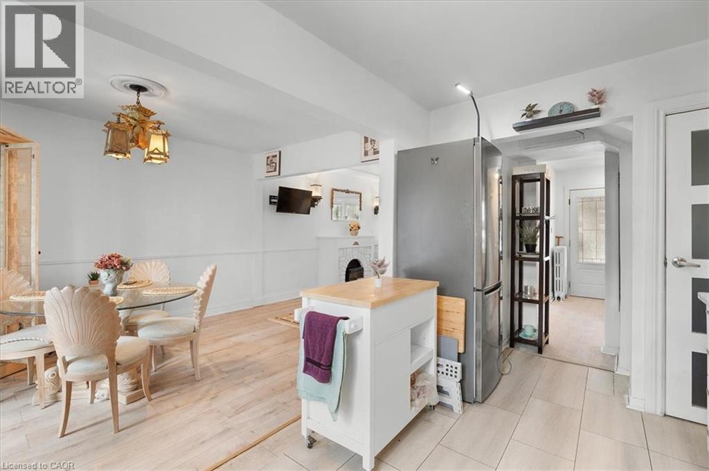 719 Kingston Road, Toronto, Ontario  M4E 1R8 - Photo 8 - 40786659