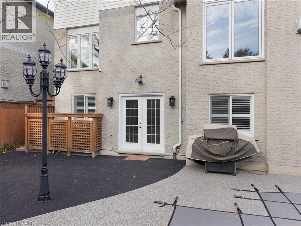 90 Westlawn Drive, Hamilton, Ontario L9B 2K9 - Photo 39 - 40785034