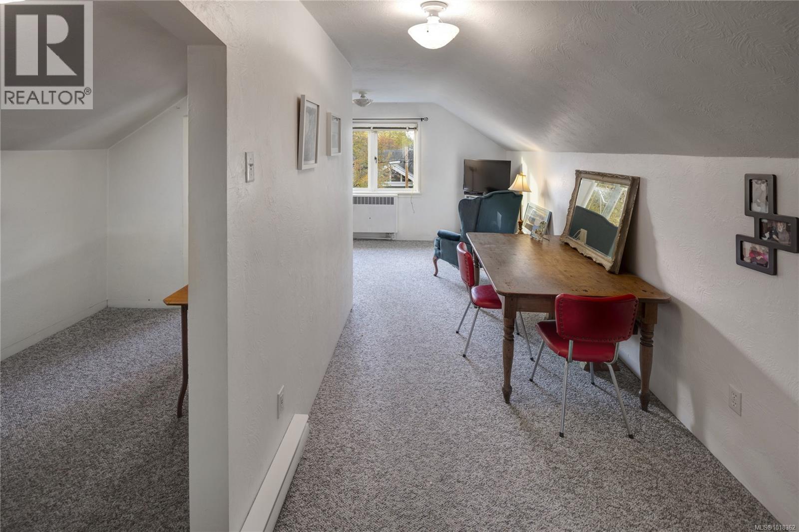 305 Linden Ave, Victoria, British Columbia  V8V 4E8 - Photo 14 - 1018362