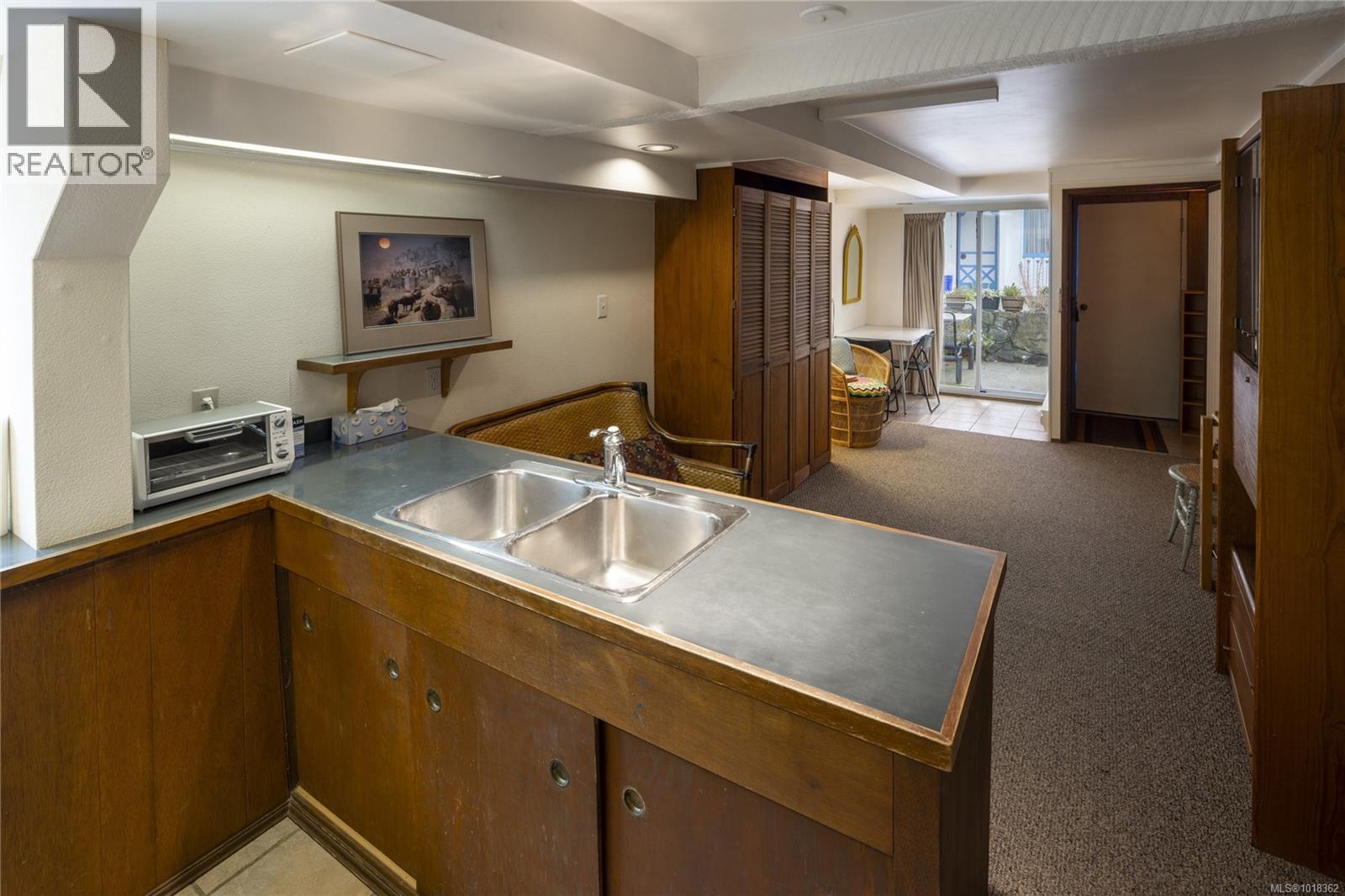 305 Linden Ave, Victoria, British Columbia  V8V 4E8 - Photo 23 - 1018362