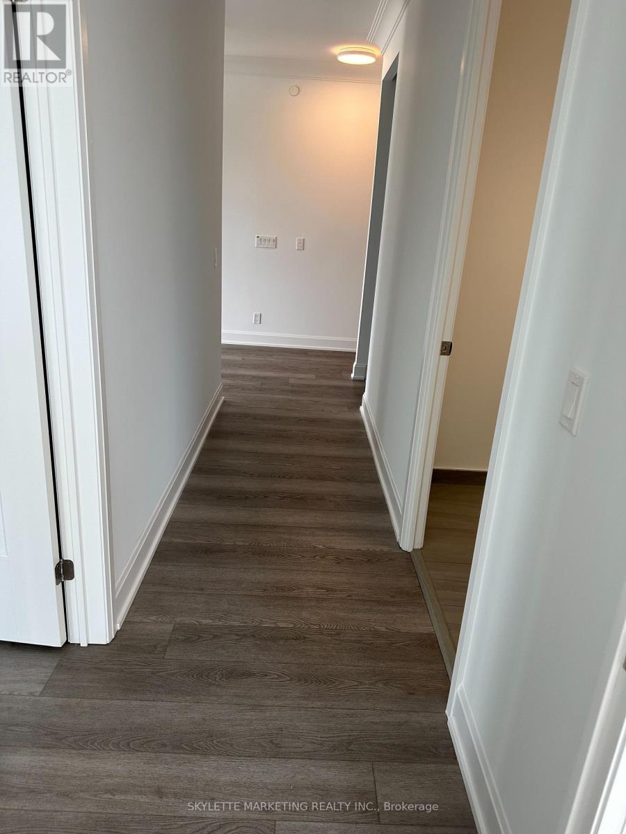 505 - 38 Water Walk Dr Drive, Markham, Ontario  L3R 6M8 - Photo 9 - N12522368