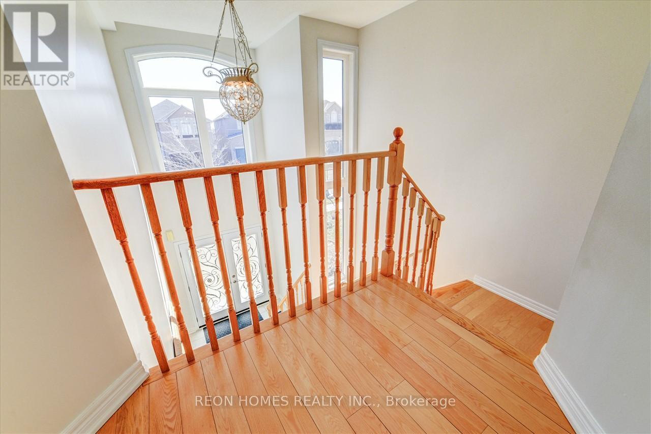 322 Elson Street, Markham, Ontario  L3S 4S4 - Photo 12 - N12522452