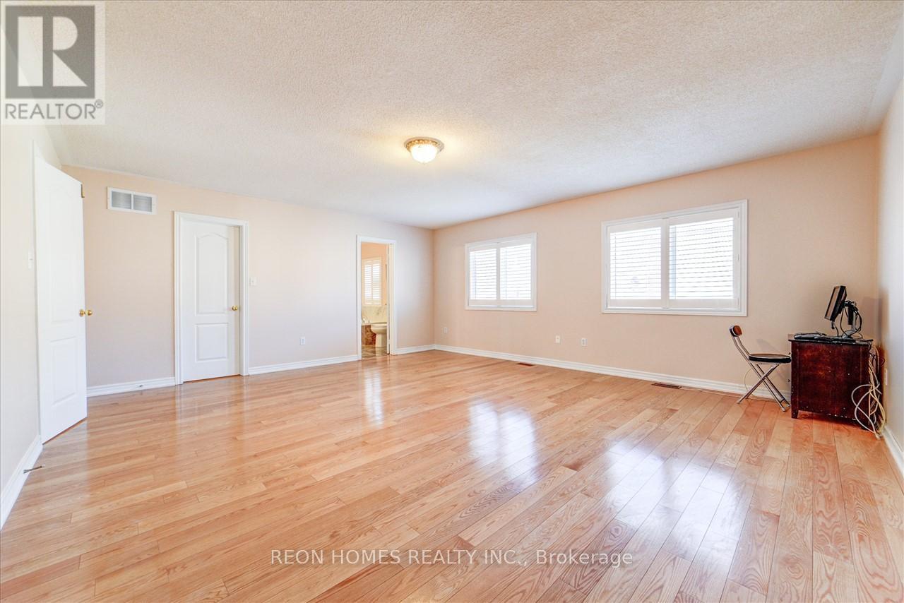 322 Elson Street, Markham, Ontario  L3S 4S4 - Photo 21 - N12522452