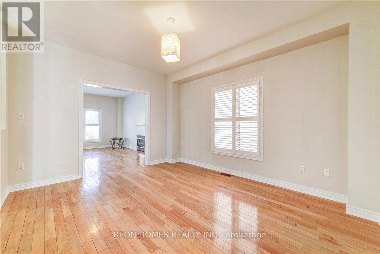 322 Elson Street, Markham, Ontario  L3S 4S4 - Photo 5 - N12522452