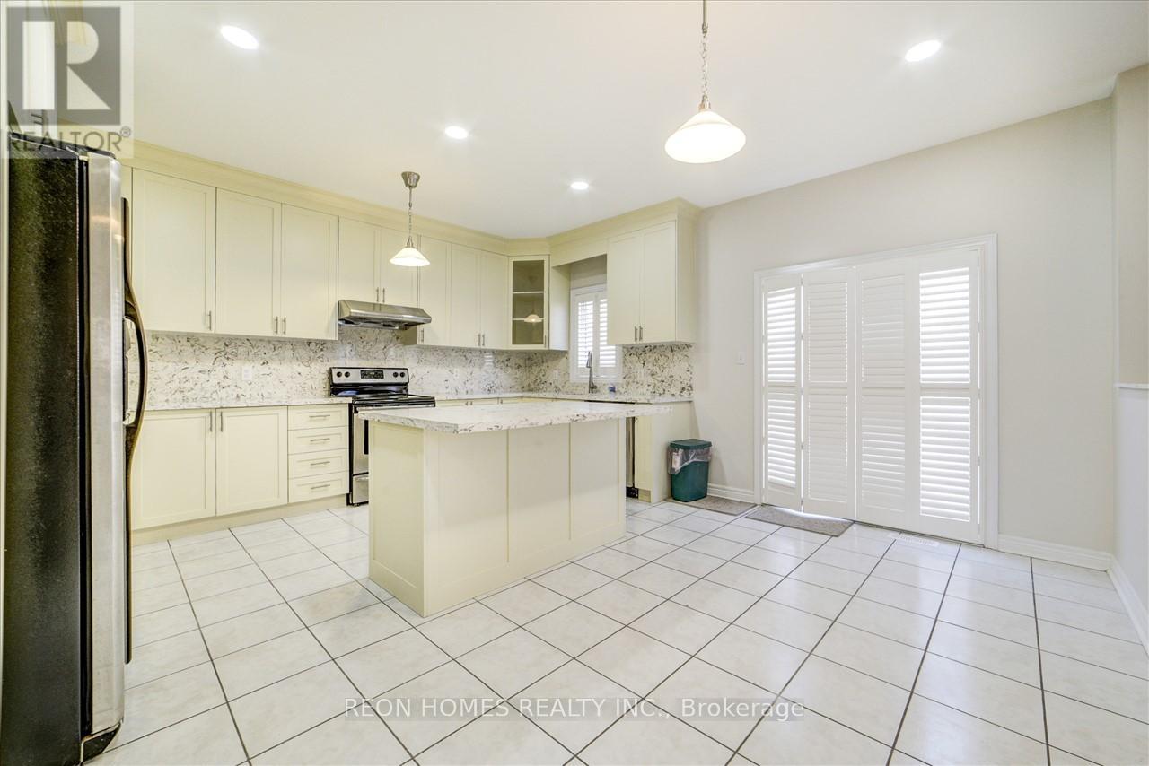 322 Elson Street, Markham, Ontario  L3S 4S4 - Photo 8 - N12522452