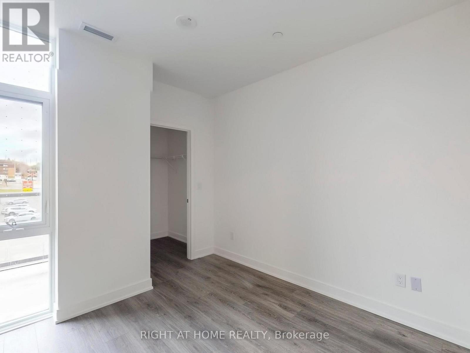 B304 - 715 Davis Drive, Newmarket, Ontario  L3Y 0J2 - Photo 11 - N12522520