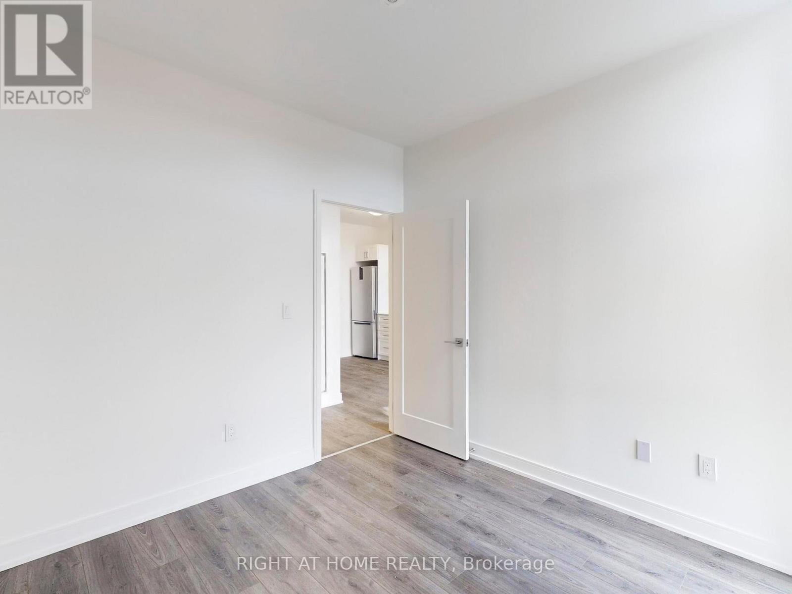 B304 - 715 Davis Drive, Newmarket, Ontario  L3Y 0J2 - Photo 14 - N12522520