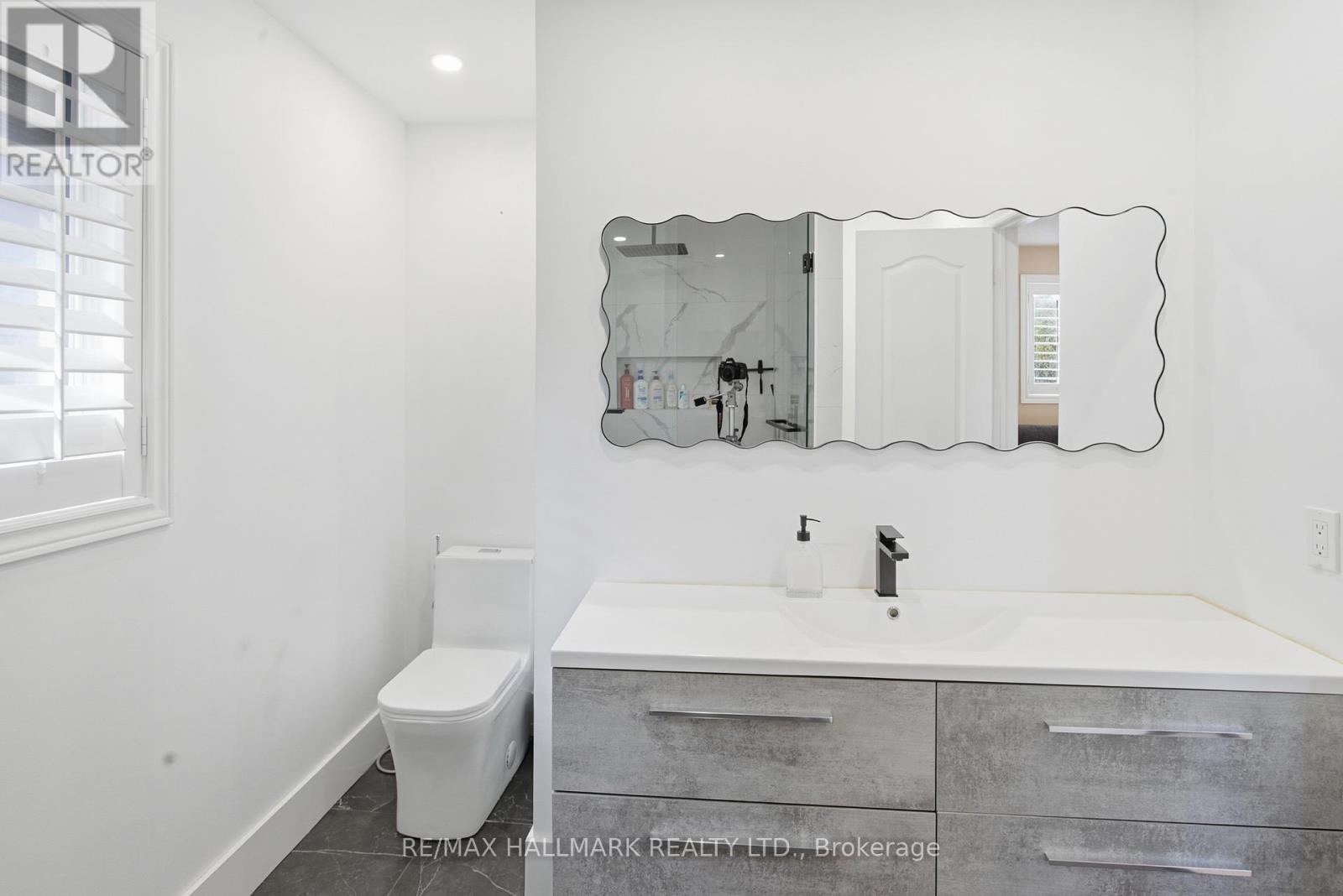 63 Snowy Meadow Avenue, Richmond Hill, Ontario  L4E 3V4 - Photo 15 - N12522534