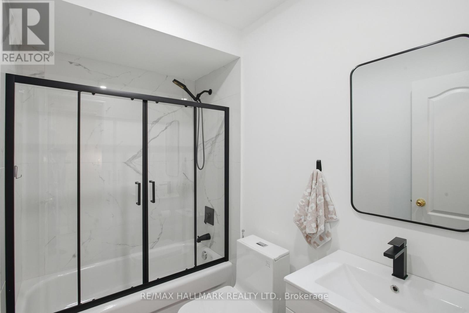 63 Snowy Meadow Avenue, Richmond Hill, Ontario  L4E 3V4 - Photo 21 - N12522534