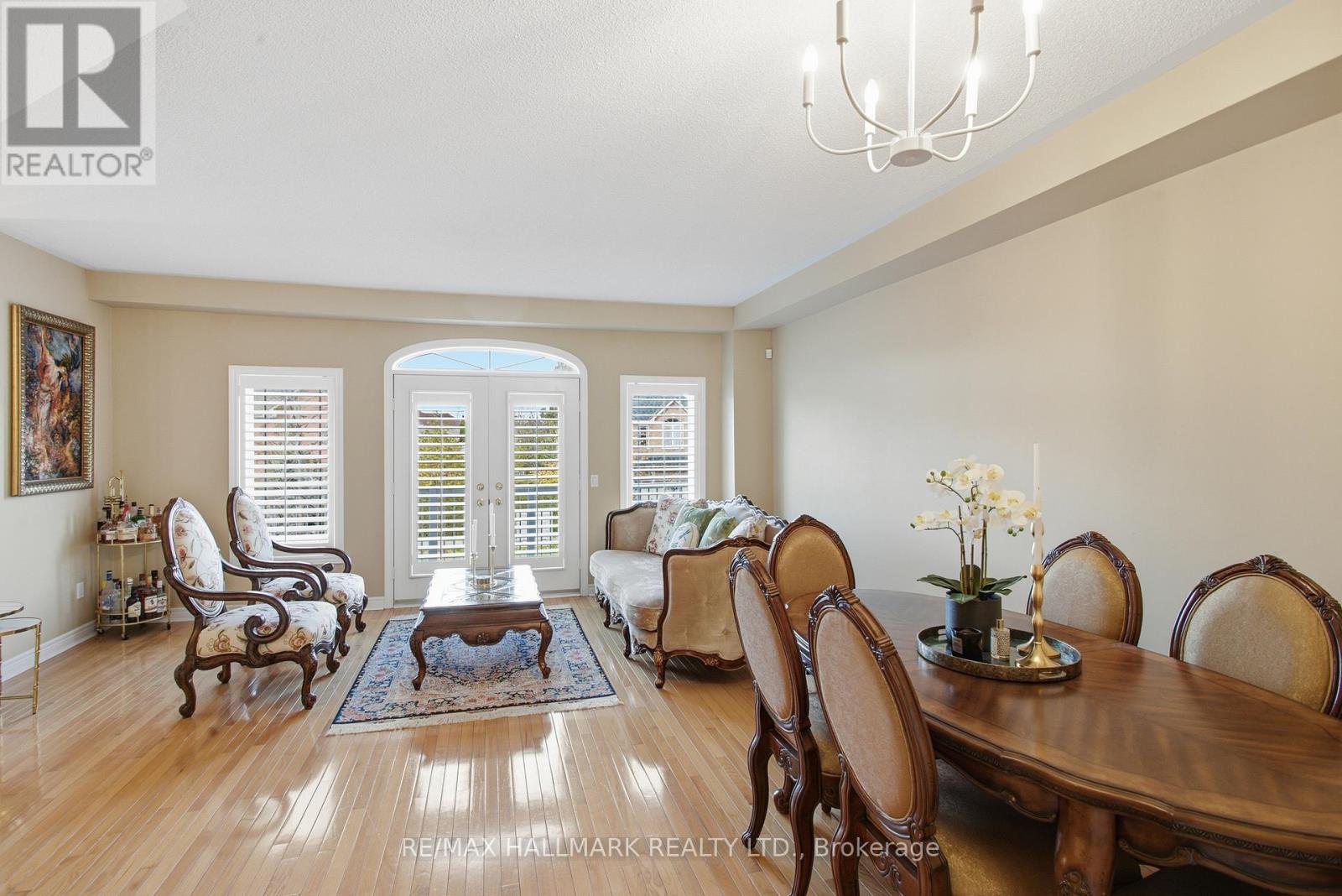 63 Snowy Meadow Avenue, Richmond Hill, Ontario  L4E 3V4 - Photo 5 - N12522534