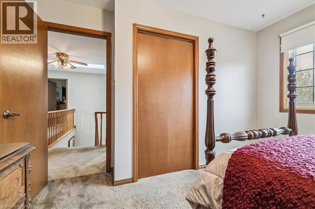 595 Barons Court, Burlington, Ontario L7R 4E4 - Photo 35 - 40780416