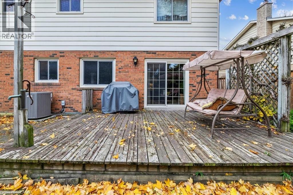 595 Barons Court, Burlington, Ontario L7R 4E4 - Photo 43 - 40780416