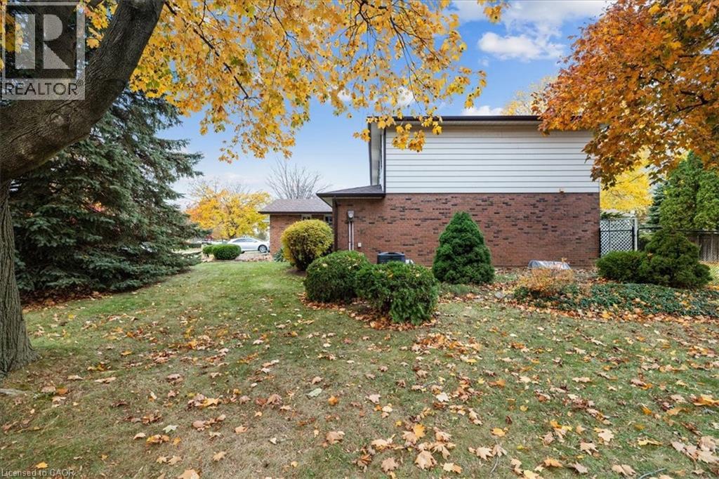 595 Barons Court, Burlington, Ontario L7R 4E4 - Photo 47 - 40780416