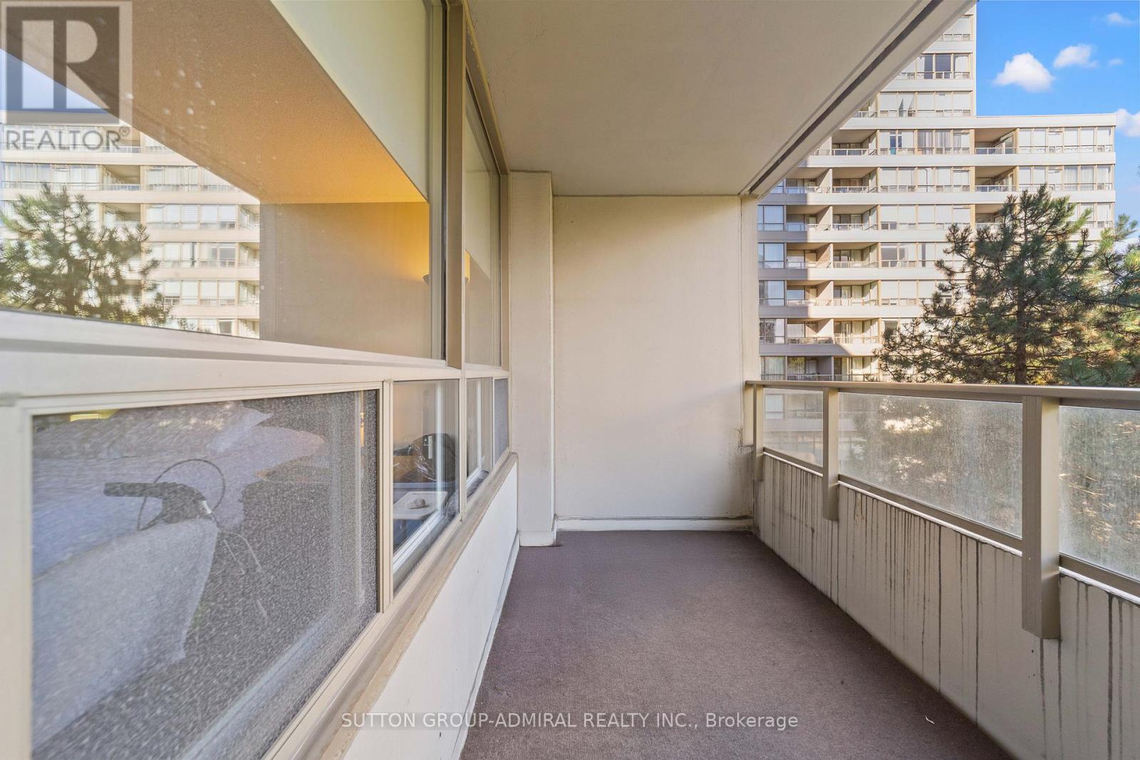 304 - 11 Townsgate Drive, Vaughan, Ontario L4J 8G4 - Photo 27 - N12522536