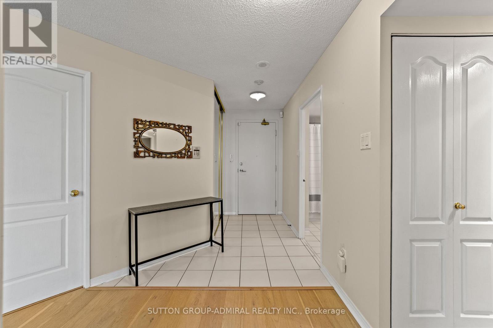 304 - 11 Townsgate Drive, Vaughan, Ontario L4J 8G4 - Photo 28 - N12522536