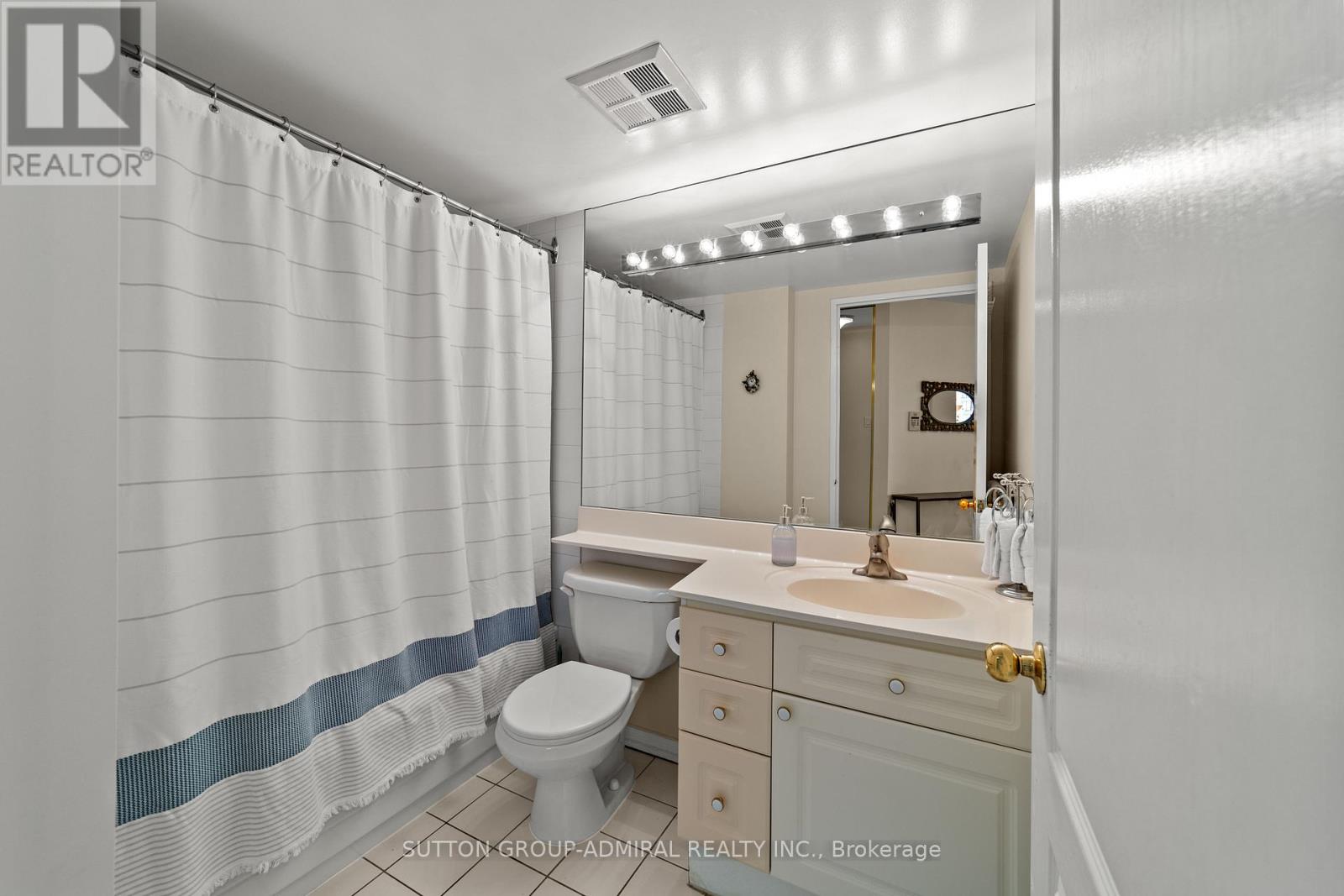 304 - 11 Townsgate Drive, Vaughan, Ontario L4J 8G4 - Photo 29 - N12522536