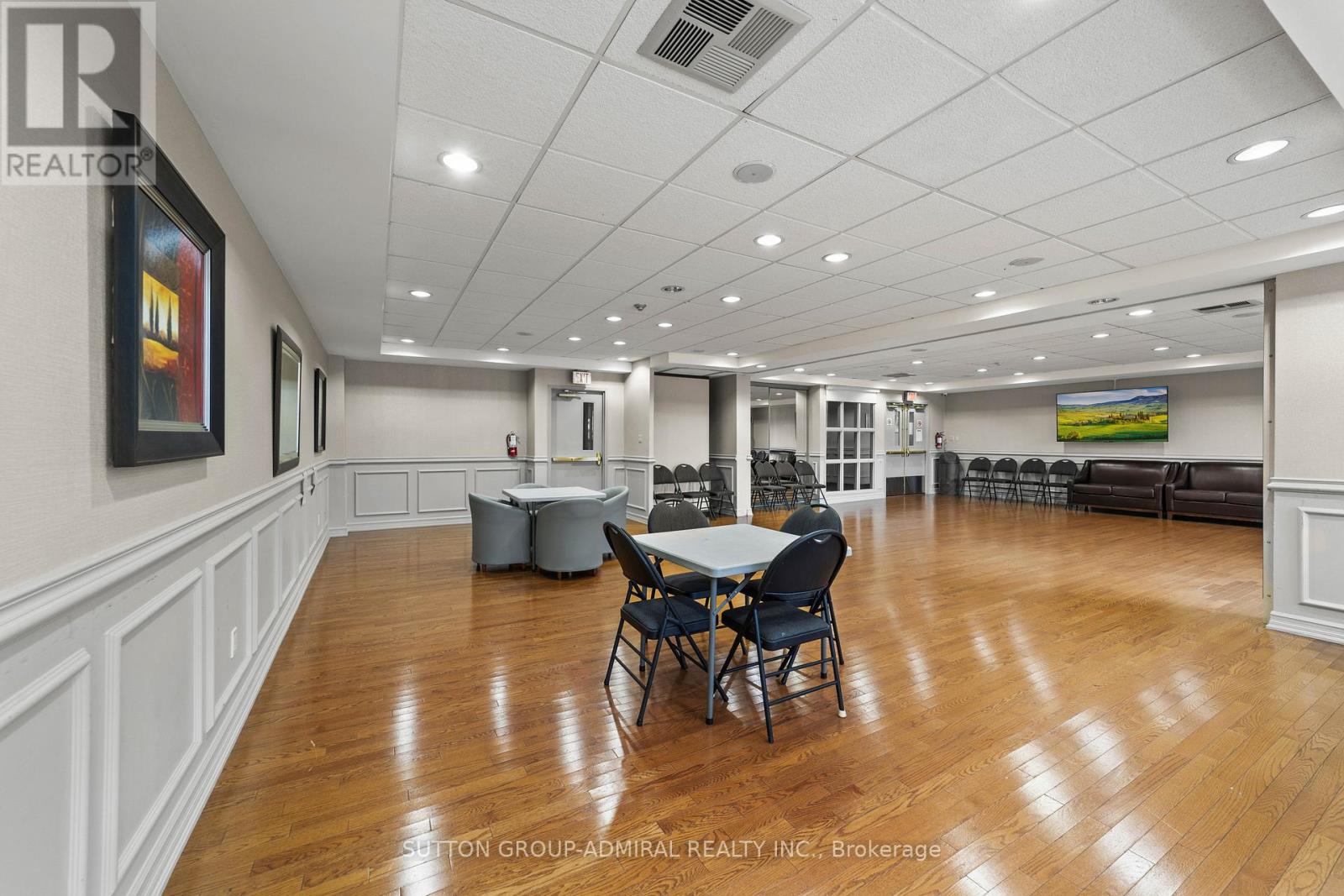 304 - 11 Townsgate Drive, Vaughan, Ontario L4J 8G4 - Photo 43 - N12522536