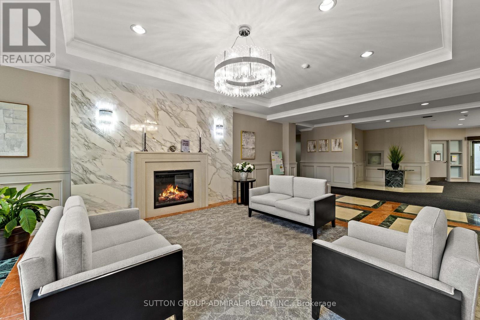 304 - 11 Townsgate Drive, Vaughan, Ontario L4J 8G4 - Photo 6 - N12522536