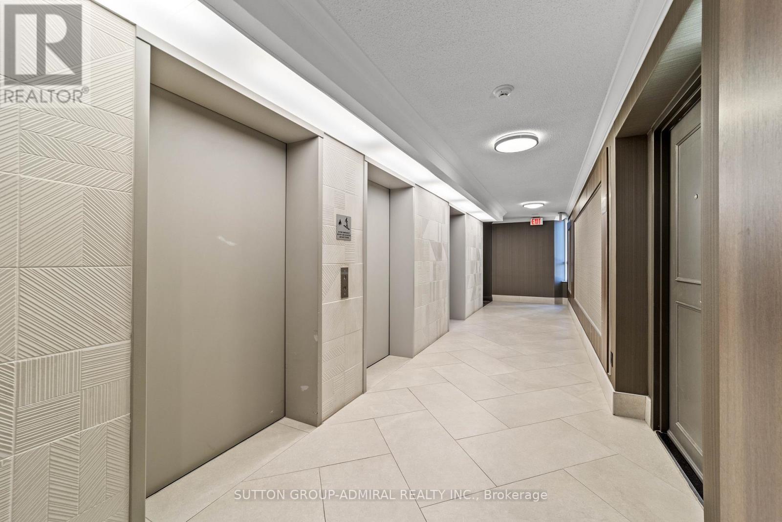 304 - 11 Townsgate Drive, Vaughan, Ontario L4J 8G4 - Photo 9 - N12522536