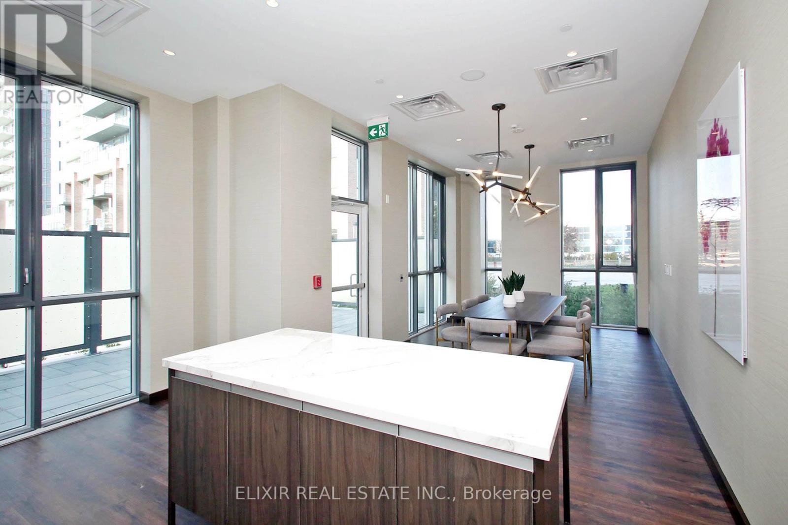 607 - 60 Honeycrisp Crescent E, Vaughan, Ontario  L4K 5Z8 - Photo 14 - N12522610