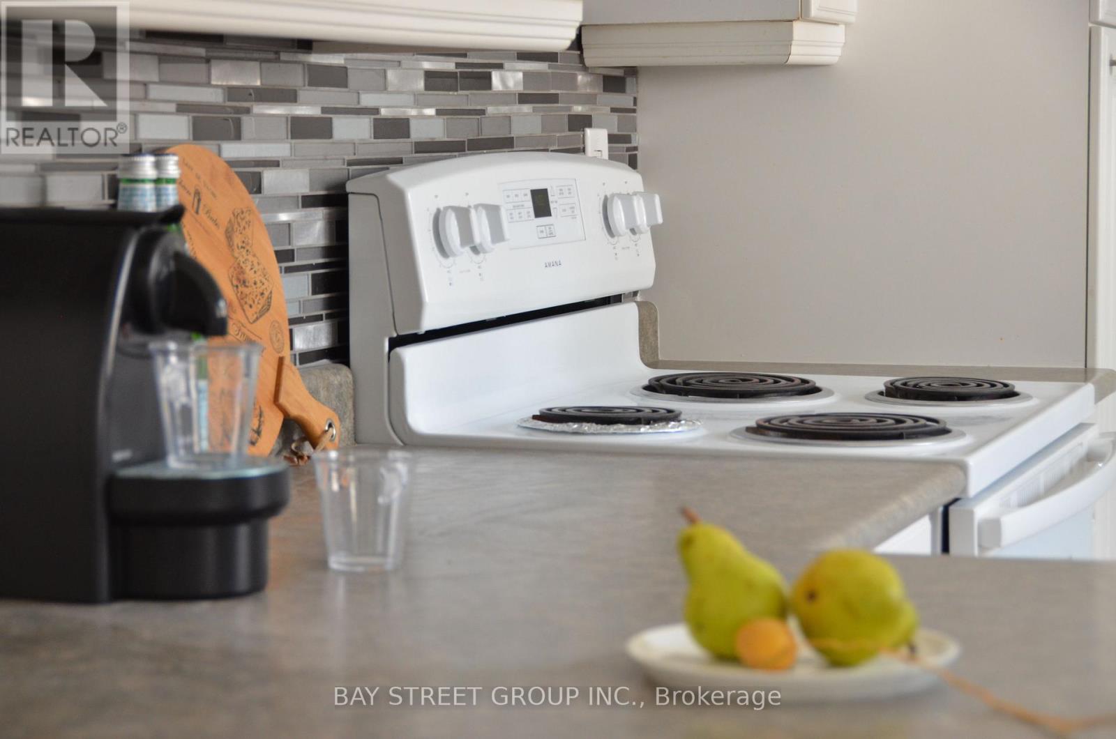 728 Sunnypoint Drive, Newmarket, Ontario  L3Y 2Z8 - Photo 14 - N12522678