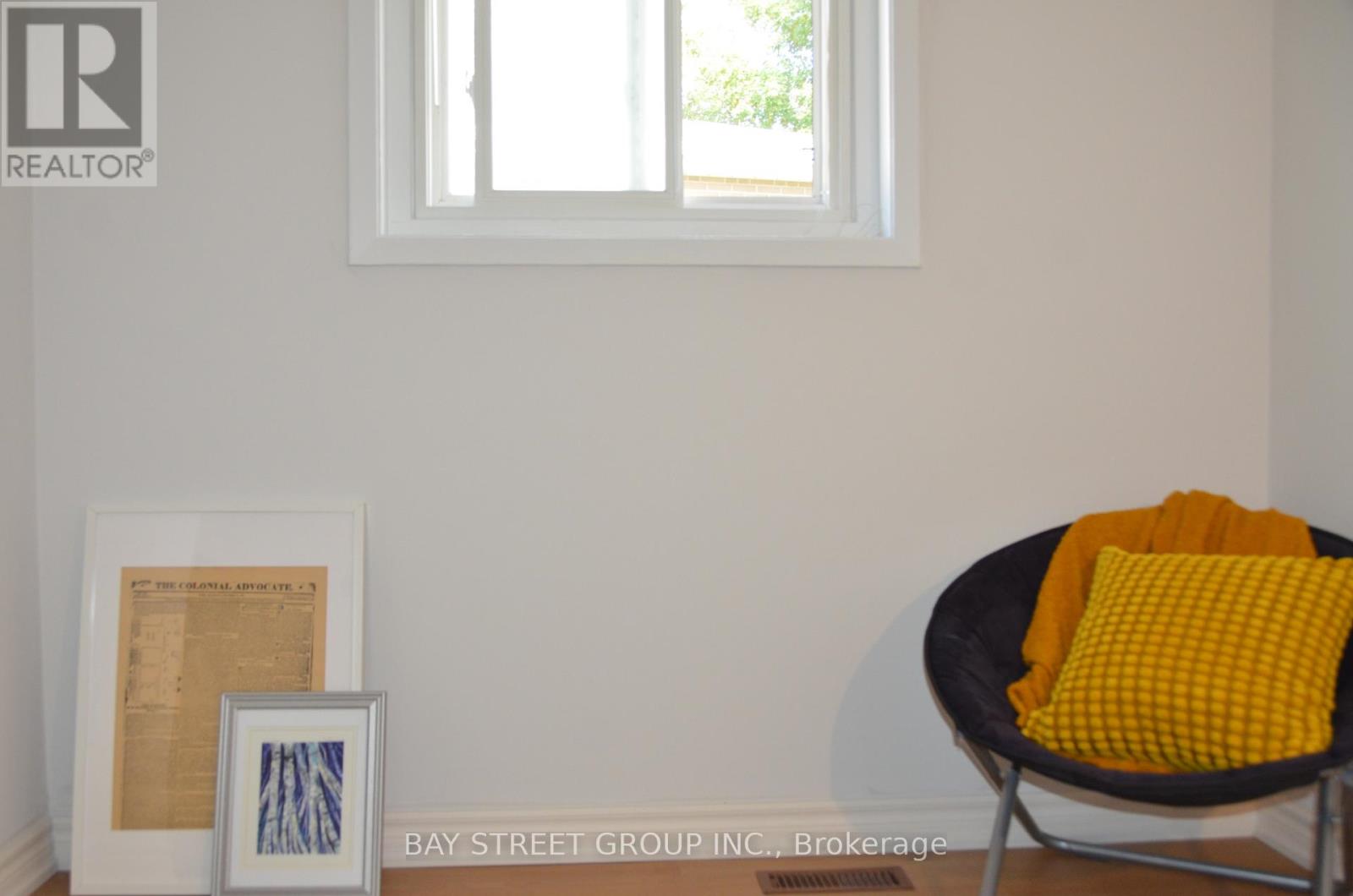 728 Sunnypoint Drive, Newmarket, Ontario  L3Y 2Z8 - Photo 20 - N12522678