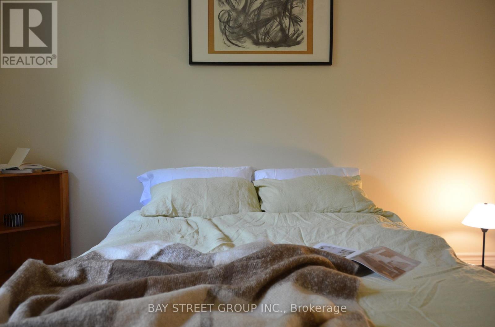 728 Sunnypoint Drive, Newmarket, Ontario  L3Y 2Z8 - Photo 28 - N12522678