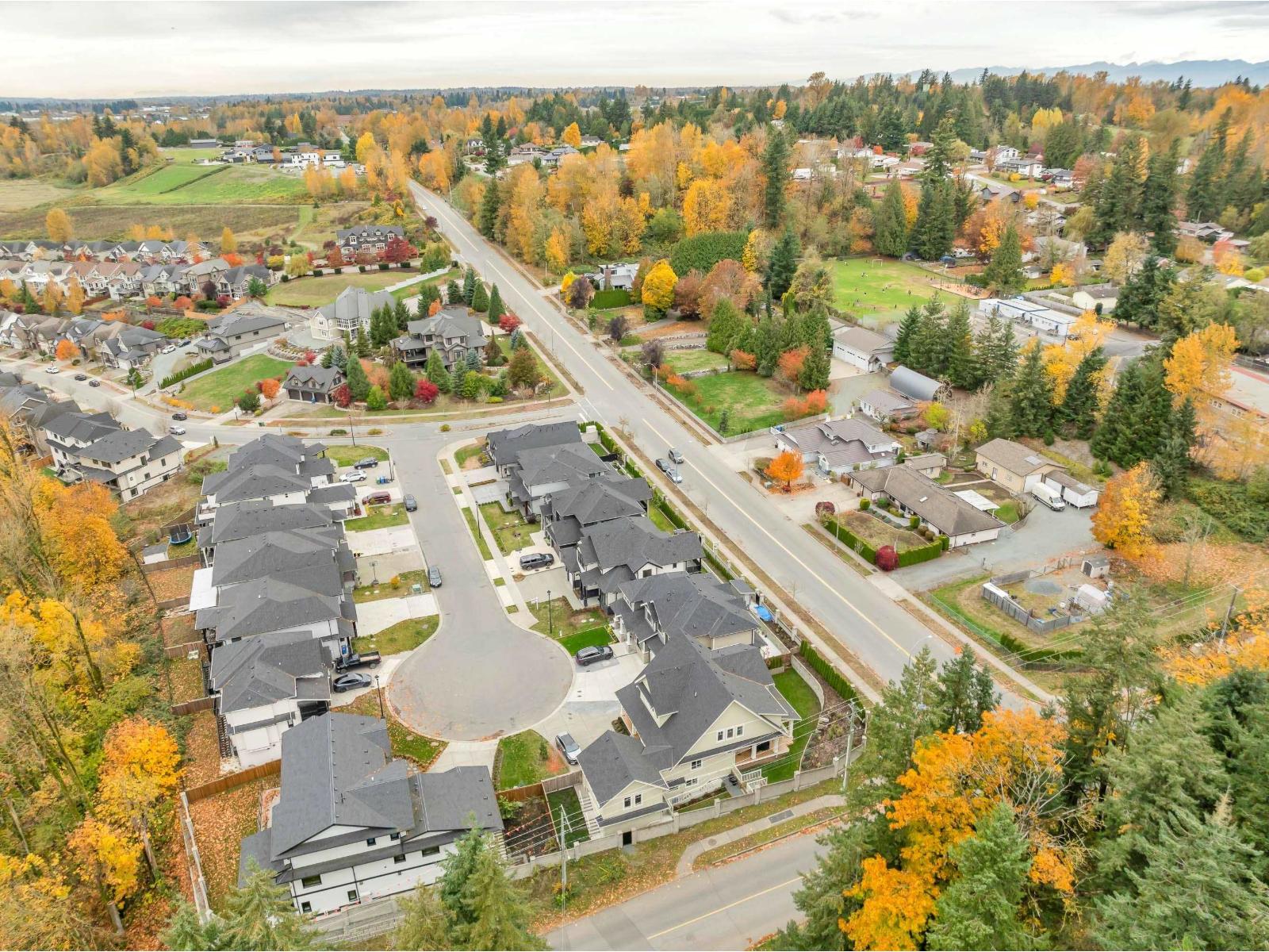 Property at 29599 CORVINA COURT image 5