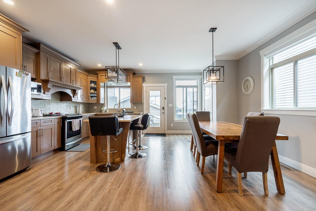 6727 184 Street, Surrey, British Columbia V3S 1E5 - Photo 5 - R3065688