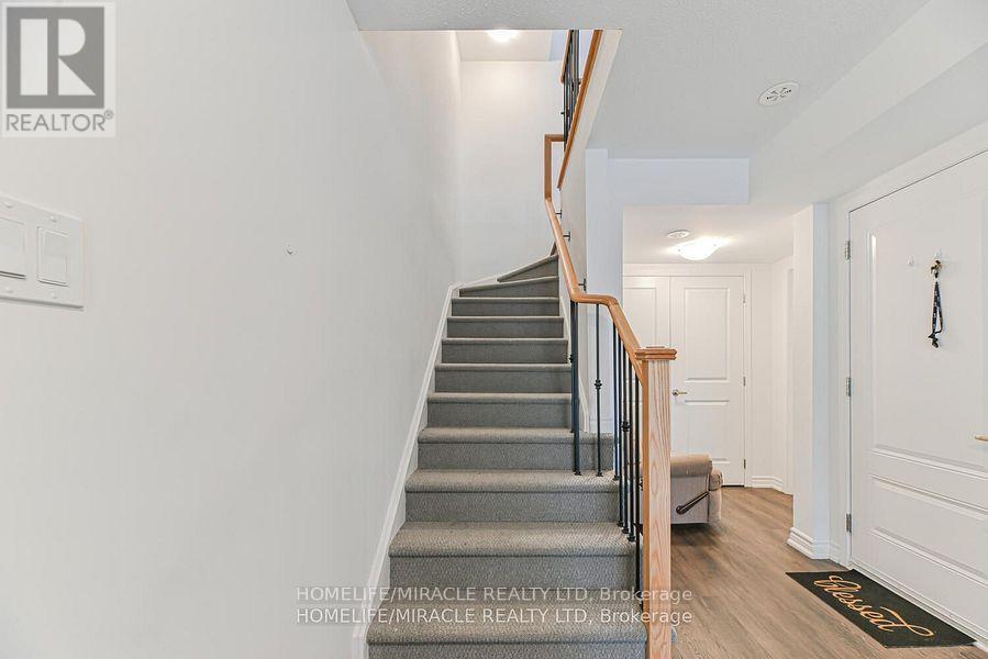 138 Elgin Street, Orillia, Ontario L3V 8P7 - Photo 12 - S12522388