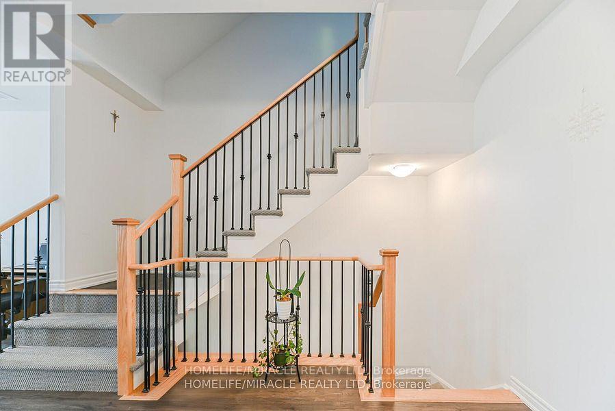 138 Elgin Street, Orillia, Ontario L3V 8P7 - Photo 13 - S12522388