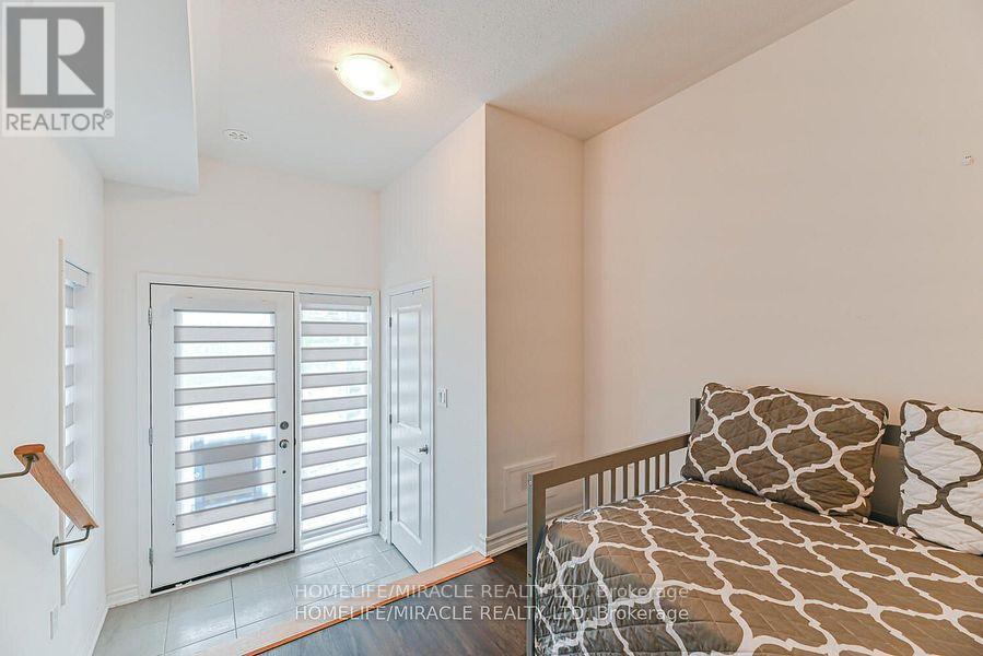 138 Elgin Street, Orillia, Ontario L3V 8P7 - Photo 4 - S12522388