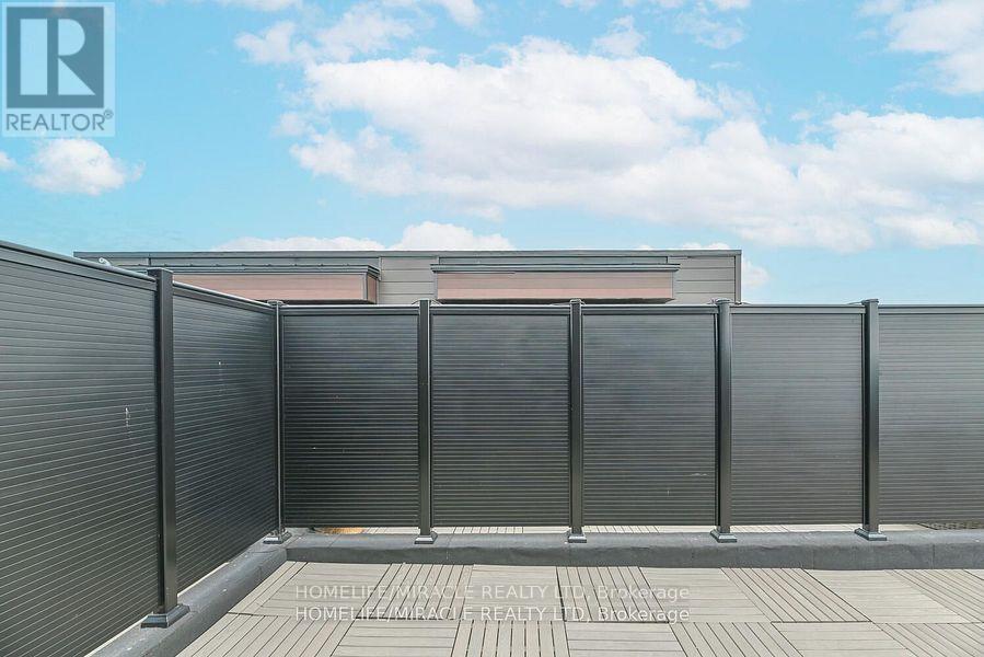 138 Elgin Street, Orillia, Ontario L3V 8P7 - Photo 43 - S12522388