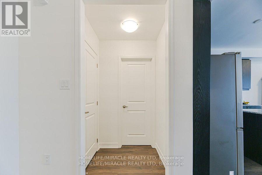 138 Elgin Street, Orillia, Ontario L3V 8P7 - Photo 8 - S12522388