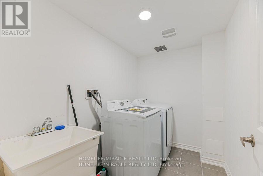 138 Elgin Street, Orillia, Ontario L3V 8P7 - Photo 9 - S12522388