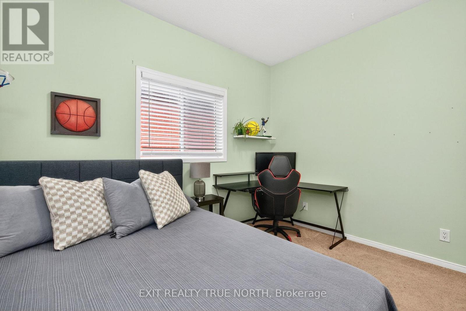 59 Edwards Drive, Barrie, Ontario  L4N 9K8 - Photo 22 - S12522516