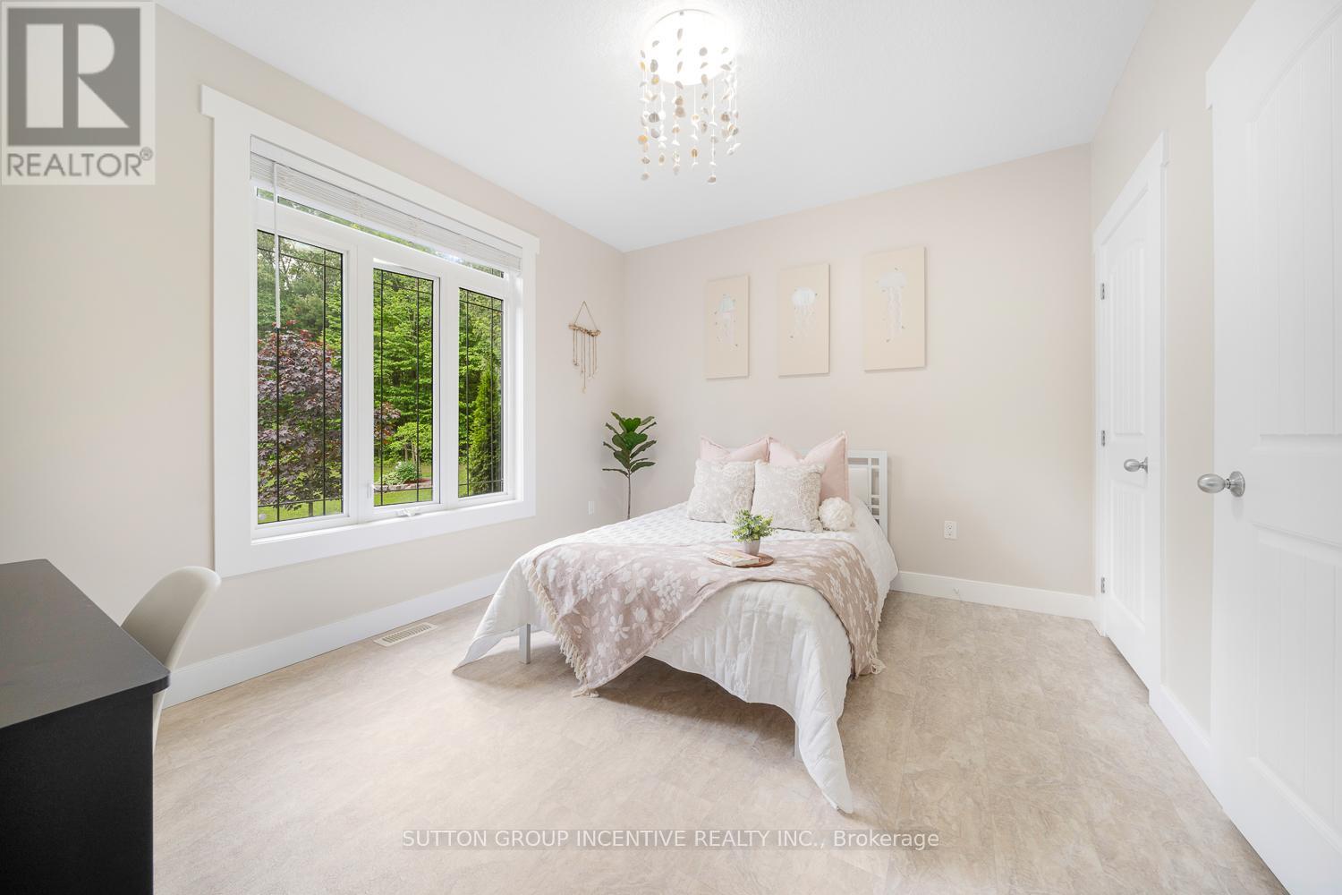 7070 93 Highway, Tiny, Ontario  L0K 2E0 - Photo 18 - S12522594