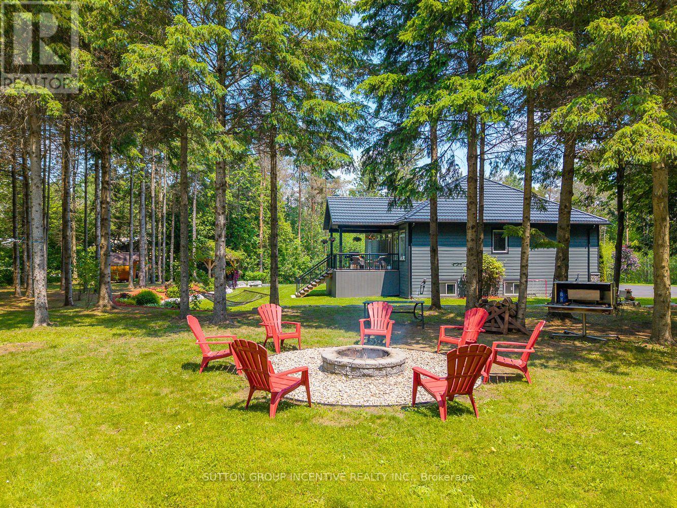 7070 93 Highway, Tiny, Ontario  L0K 2E0 - Photo 37 - S12522594