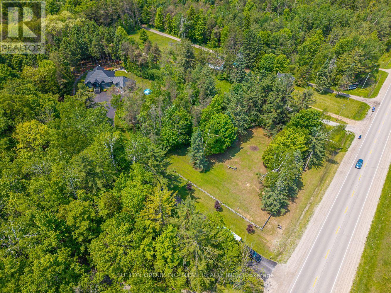 7070 93 Highway, Tiny, Ontario  L0K 2E0 - Photo 43 - S12522594